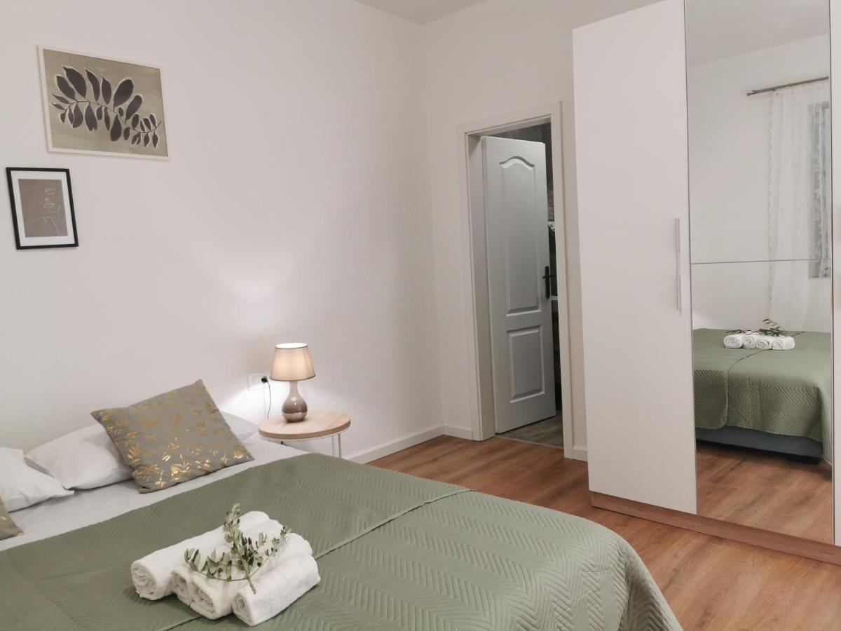 Apartmani Tripalo 이모츠키 외부 사진