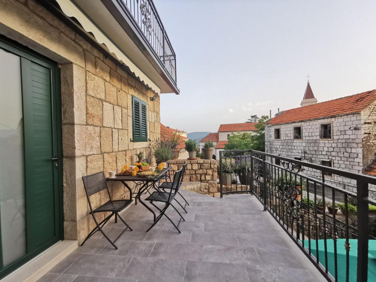 Apartmani Tripalo 이모츠키 외부 사진